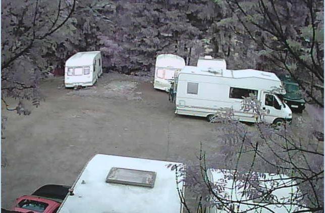 Camping Aviator, Numai Teren, Campare Pentru Rulote Autorulote Personale, Campingul Nu Are Rulote !!! Buşteni Zewnętrze zdjęcie