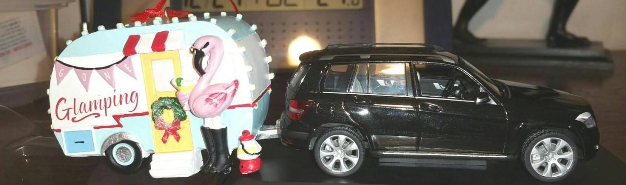 Camping Aviator, Numai Teren, Campare Pentru Rulote Autorulote Personale, Campingul Nu Are Rulote !!! Buşteni Zewnętrze zdjęcie